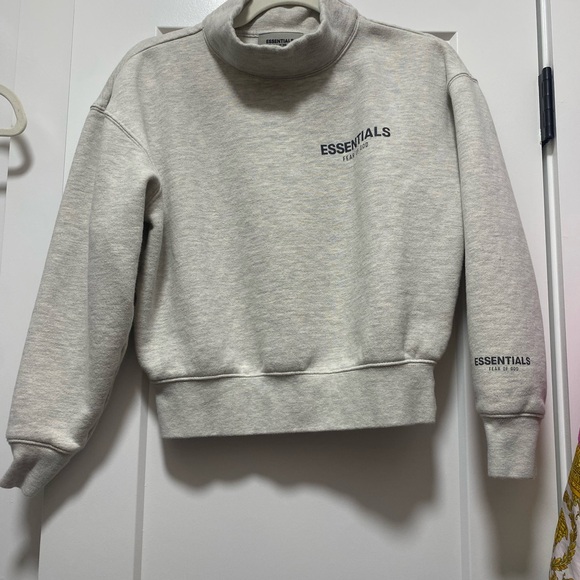 Essentials Gray Sweatshirt - Picture 1 of 3